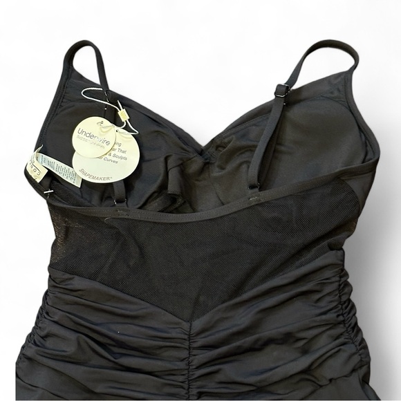 Contours by Coco Reef Sterling V-Neck Bra Sized Underwire Black One-Piece - Picture 8 of 11